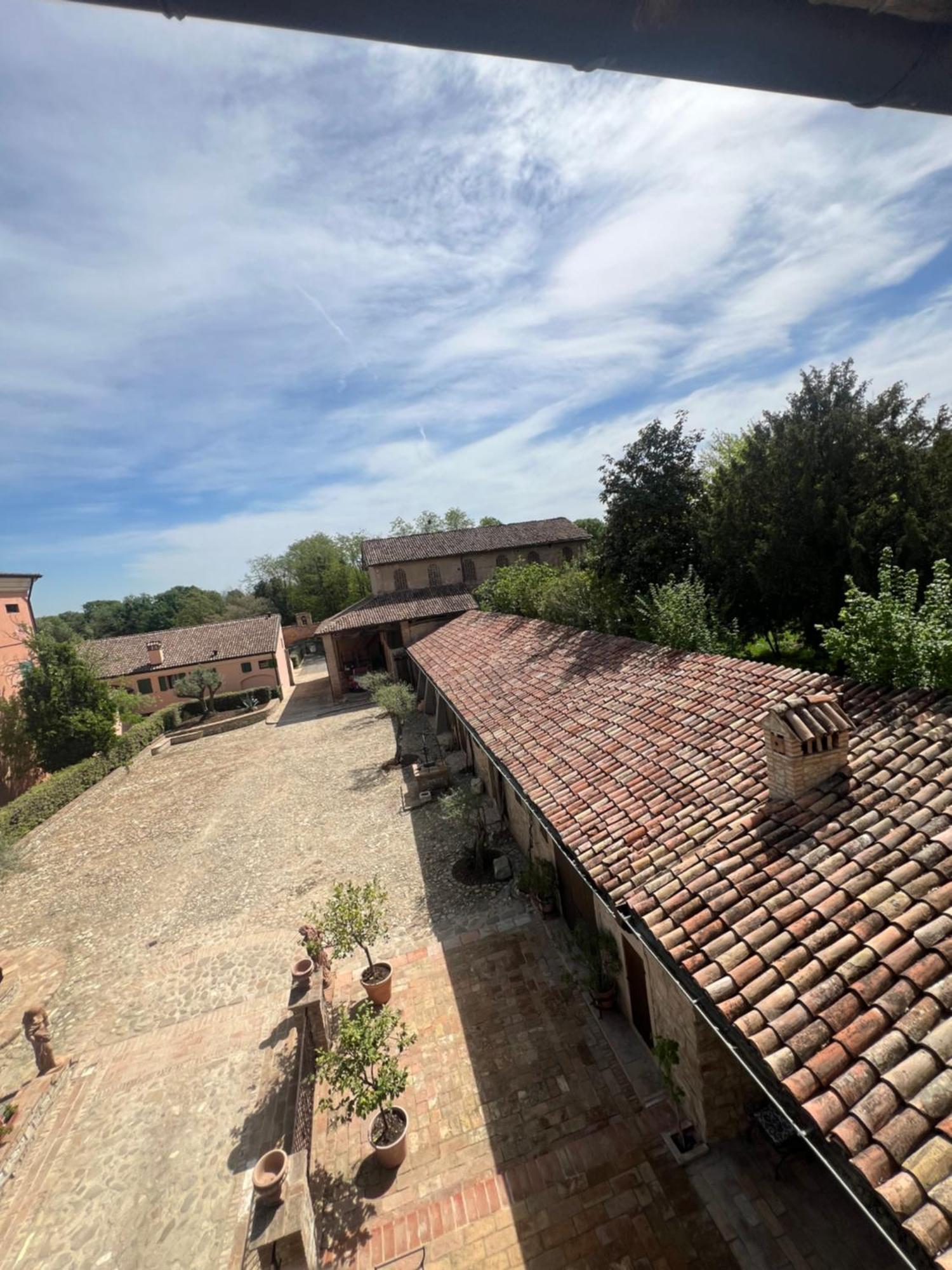 Borgo Villa Valentini Scandiano Exteriör bild